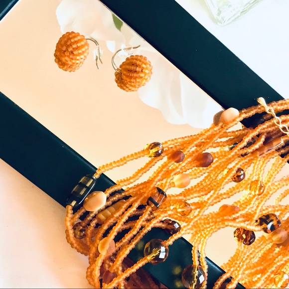 GIOVANNA CHANTAL Handmade Spiked Earrings - Tan - Picture 5 of 6